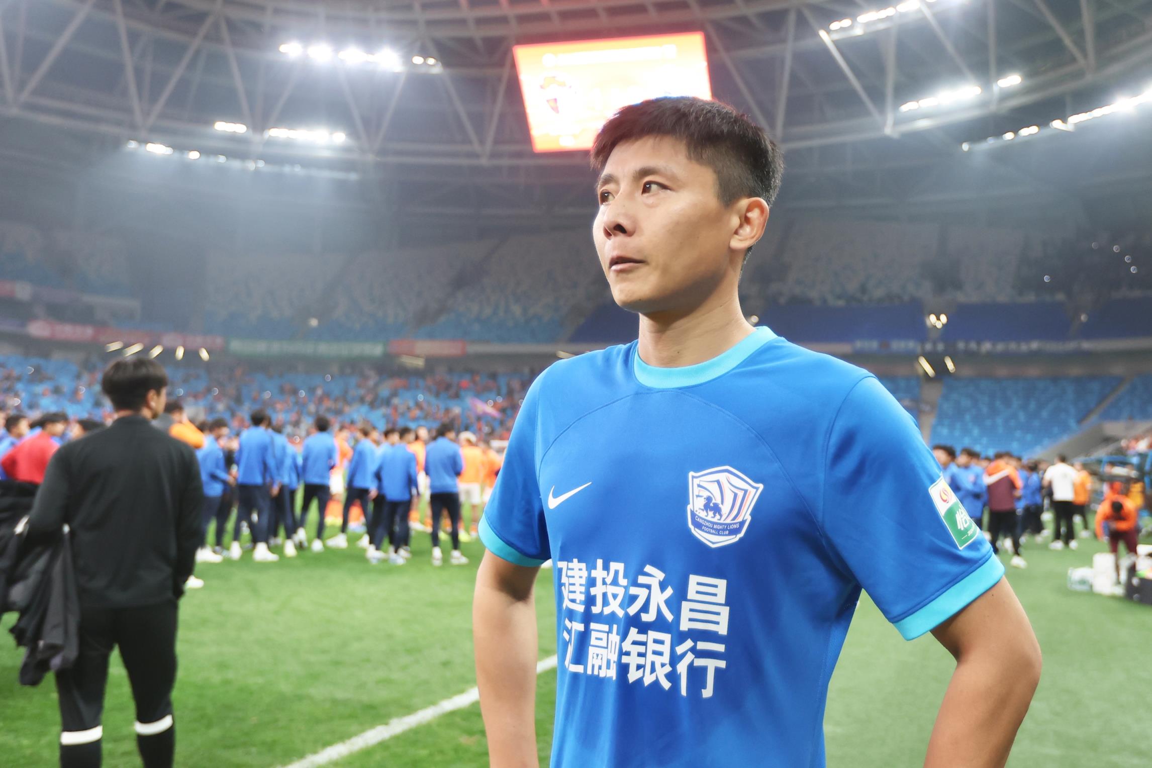 今天第5個(gè)！鄭凱木質(zhì)疑滄州：連續(xù)四年欠球員工資，還能過(guò)準(zhǔn)入？